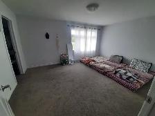 Room for rent in Niagara falls. Lundy's lane and Dorchester rd