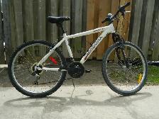 Diadora Orbita 18 Speed Aluminum Front Suspension Mountain Bike