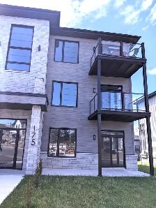 Appartement 41/2 à louer à 1350$