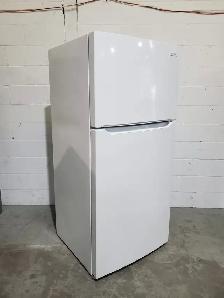 Used Refrigerator top freezer 30' white Frigidaire new model
