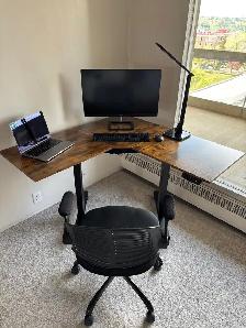 Move-Out Sale: L-Shaped Electric Standing Desk   FREE Anti-Fatig