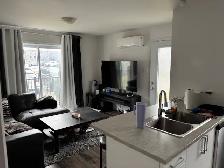 One bedroom for rent-1 July. Logement à louer, 1 juillet. Aylmer