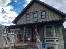 condo 4,5 rénové à louer  au cœur du village de Sutton