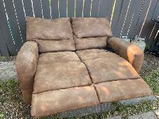Couch electric