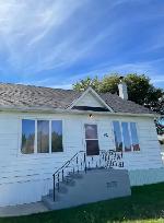 Spacious 2 Bed, 1 Bath House for Rent in Thunder Bay