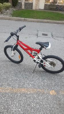 Kids mountain bike supercycle moment