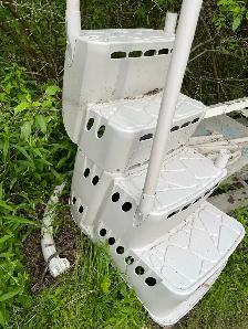 pool stairs