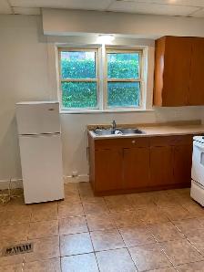 Freshly painted 1 bedroom apt for rent