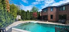 Hiring Landscapers/ hardscapers/Carpenters/Concrete Finishers