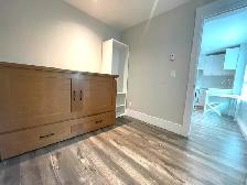 $1,680 / 1br  Beautiful furnished 1-bedroom half basement suite
