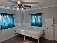 Room for Rent in West.lock, AB