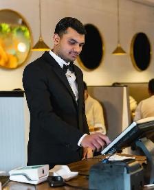 Restaurant Server/Bartender