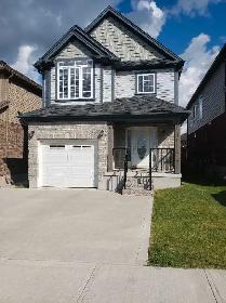 Beautiful detached house for rent in Kitchener