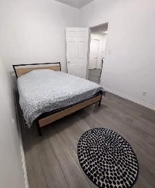 Walkout Basement Apartment Private Room