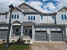 3 bedroom 2.5 bath townhome available for rent in Woodstock