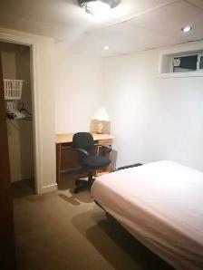 Room for female, Near University Manitoba