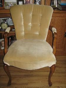 OCCASIONAL VINTAGE CHAIR