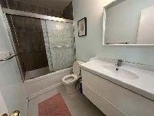 Room main floor for student rent 