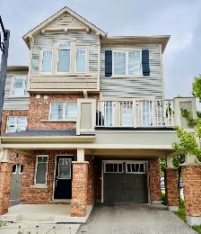 end unit townhouse for rent in Kitchener