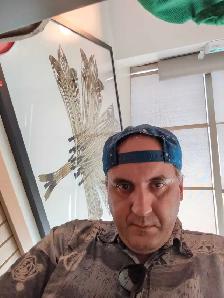 mover. looking for work. help people move.
