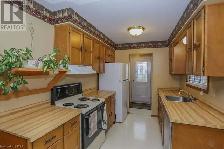 room for rent in furnished house