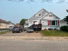 3bedroom main floor and upstairs for rent.