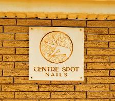 Busy nail salon in East Gwillimbury needs techs!