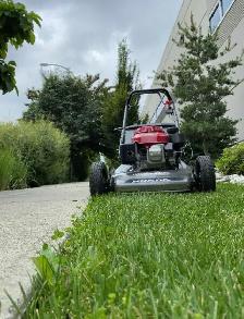 Lawn Care Workers Needed