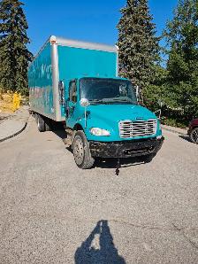 5 ton box truck driver