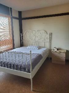 Room For Rent near Southgate Area