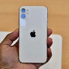 Unlocked iPhone 11 -64gb 1 year warranty. Price-$310