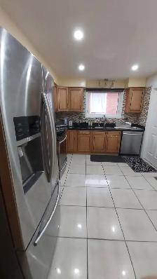 Clean Bedroom for Rent in Detached Home – Utilities Included