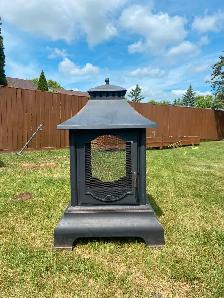 Outdoor Enclosed Wood Burning Fire Place
