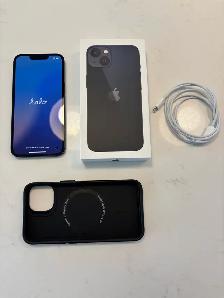 iPhone 13 128GB with MagSafe Case