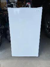Insignia white mini fridge