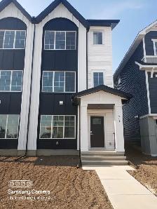 PRIME LOCATION NEW BUILD 3 BDRM 2.5 BTH 2 CAR GARAGE, NW CALGARY