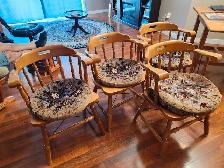 4 captains chairs with cushions