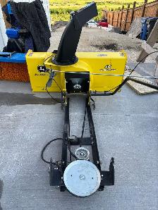 John Deer Snowblower Attachment