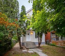 Spacious 5bdrm 2bthrm Home w/ Parking for 6 Under $200K!