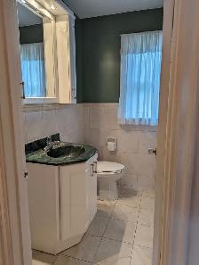 main level bungalow house for rent