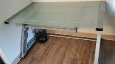 -FREE-Desk and chair.