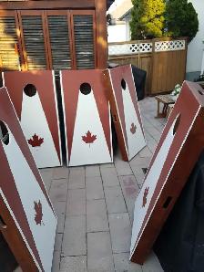 CORNHOLE BOARDS/W BAGS