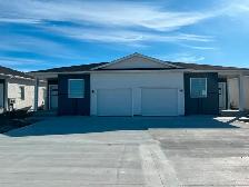 Spacious 3- Bedroom Apartment With Garage For Rent