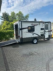 2016 KZ Sportsmen Classic 17FKTH Toy Hauler