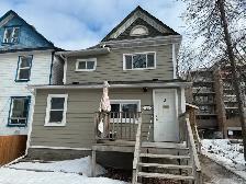 Solid 4-Plex w/ plenty of upgrades! Walking distance to U of W!