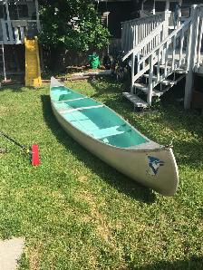 17 ft aluminum  Canoe