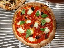 pizza maker wanted