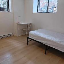 cherche concierge pour maison de chambre