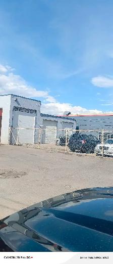 need flat roof roofers 55 dollar hours