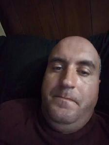 mover. looking for work. help people move.
